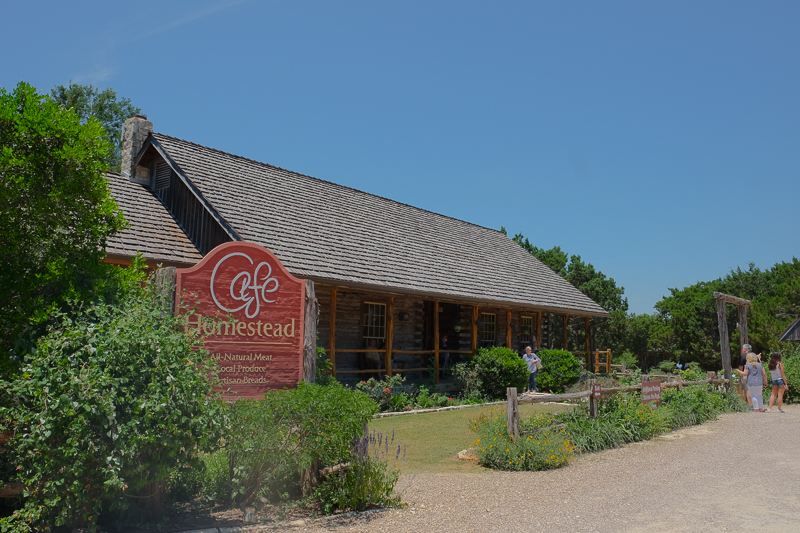 Cafe Homestead
