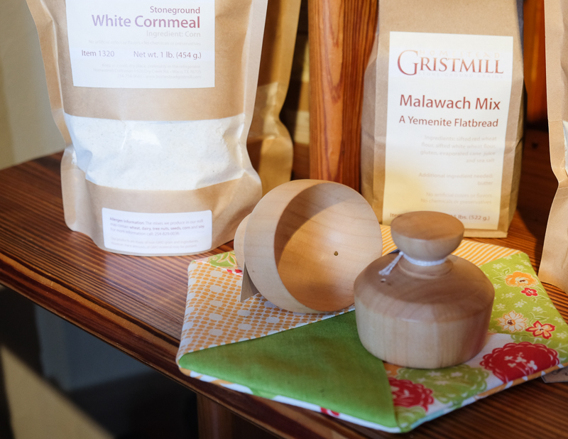 木のビスケットカッター