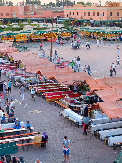 食べ物＆オレンジジュースの屋台