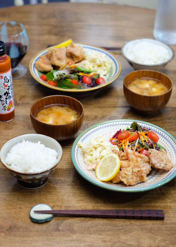 鶏のから揚げ定食風