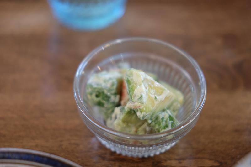 アボカドとかにかまのサラダ
