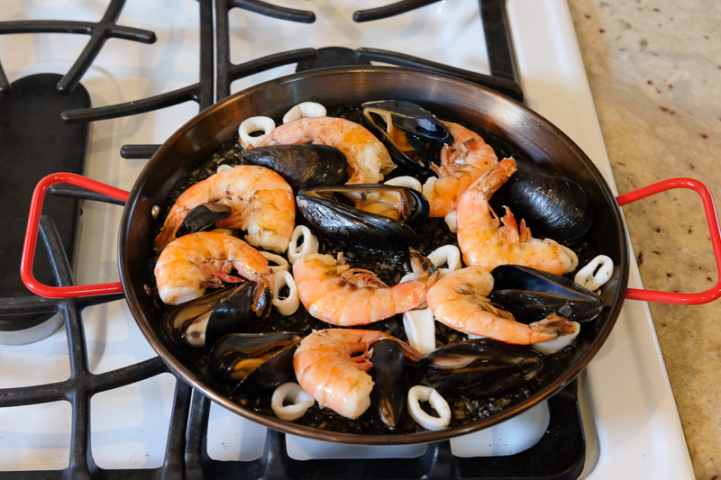 イカスミパエリア