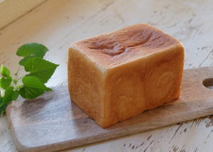 酒かす入り食パン