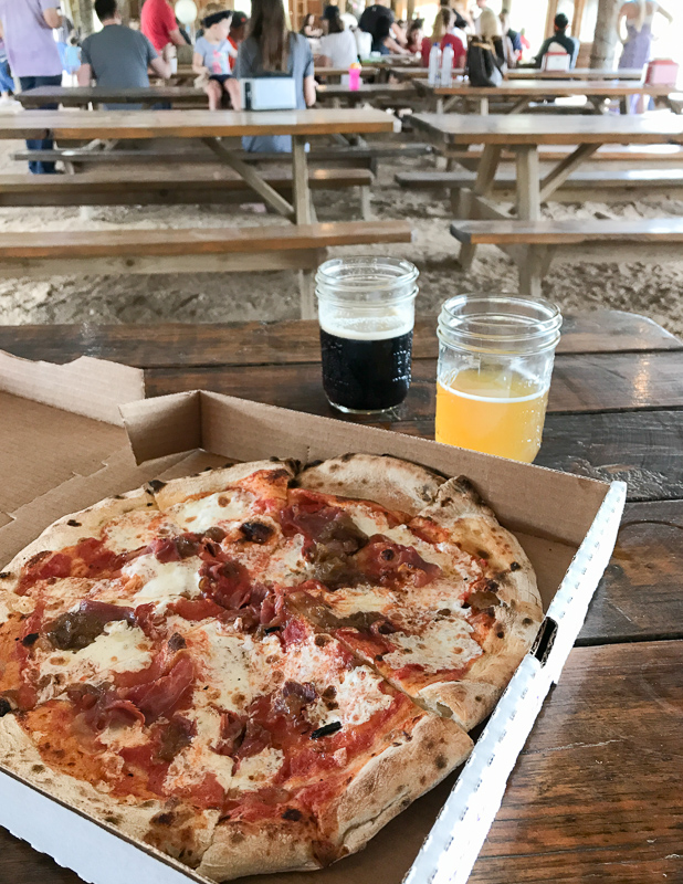 美味しすぎる窯焼きピザ