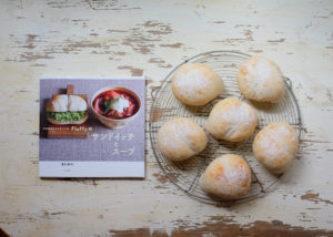 Fluffyのサンドイッチとスープ