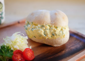 プチパンフォンデュのたまごサンド