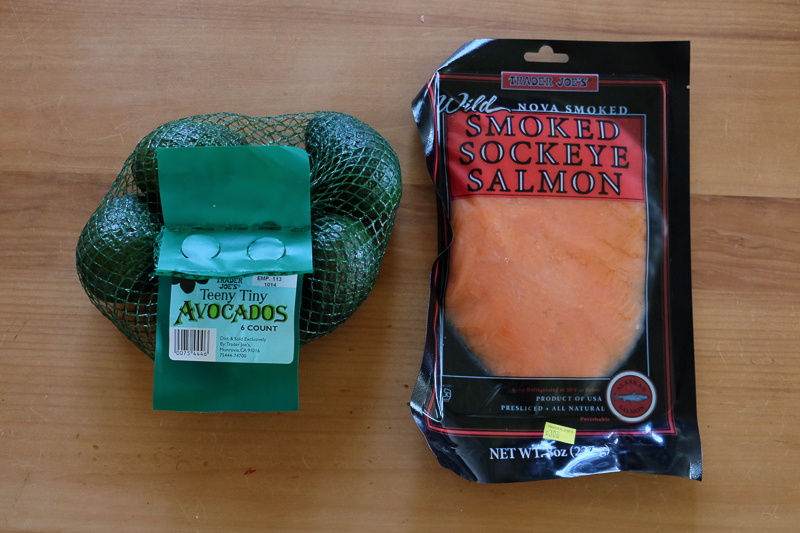 ミニアボカドと、スモークサーモン