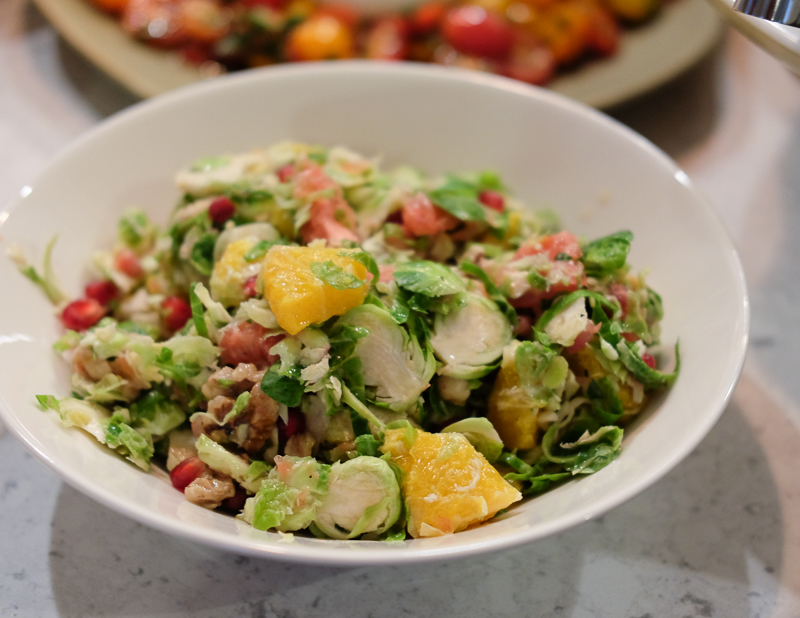 芽キャベツとオレンジのサラダ