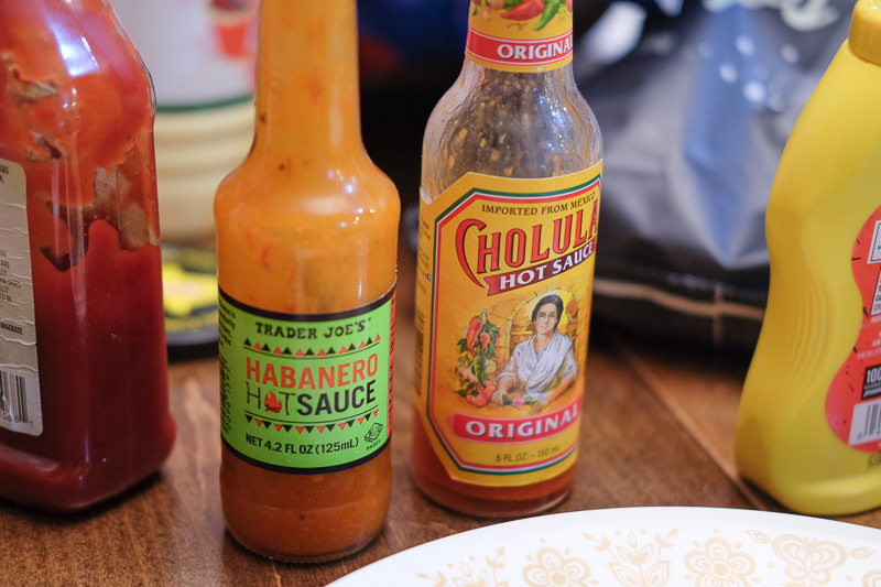 ホットソースは必需品
