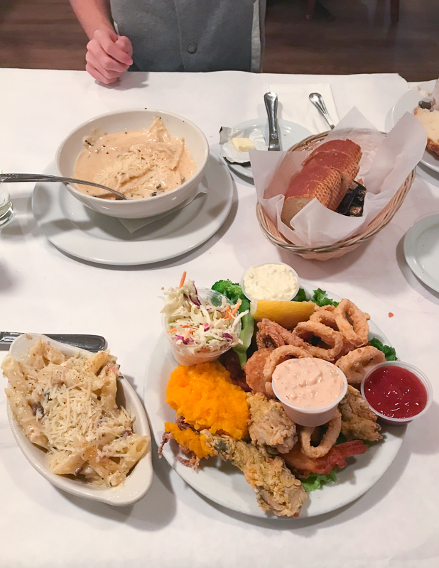 モントレー初日のディナー