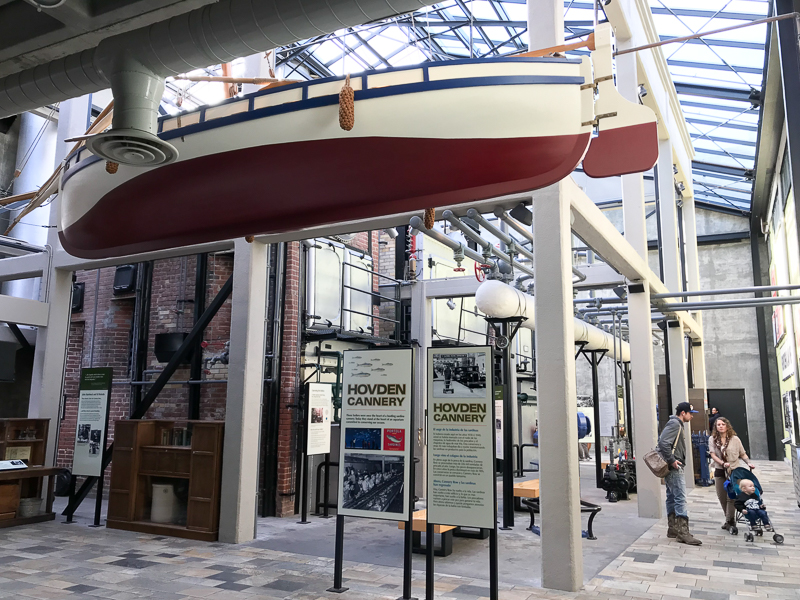 缶詰工場のボイラー