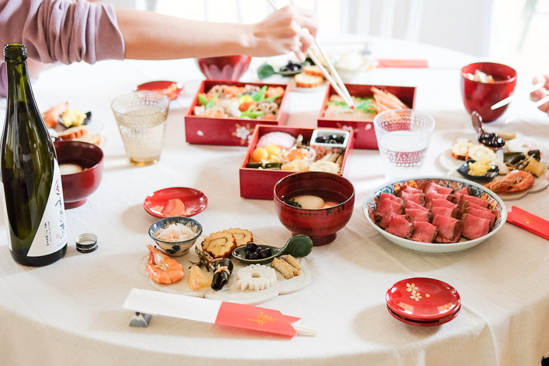 家族でおせちをいただきます