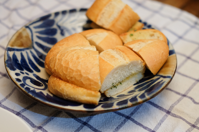 ガーリックブレッド