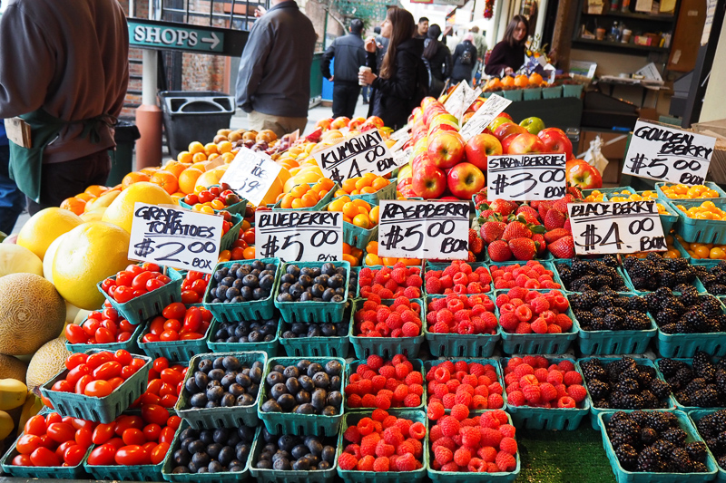 カラフルなベリー