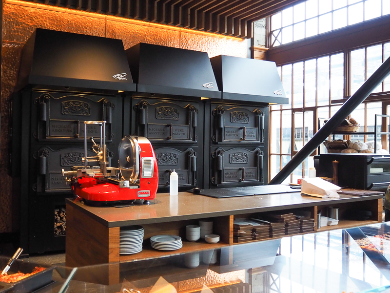 ビンテージ風のオーブン