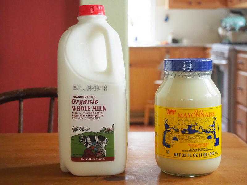 ミルクと瓶入りマヨ