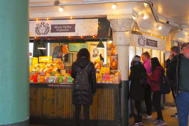 Moon Valley Organice