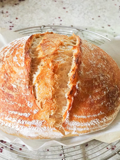 かっこよく焼けた！サワードウブレッド