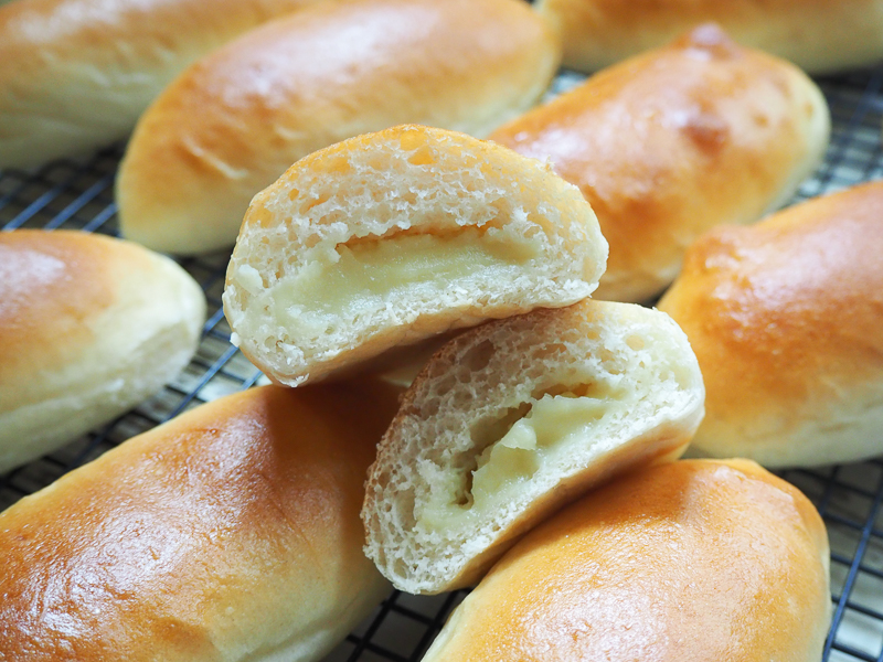 サツマイモクリームパン