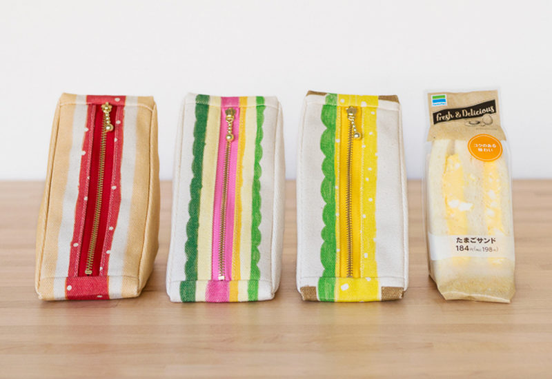 サンドイッチ型のポーチ