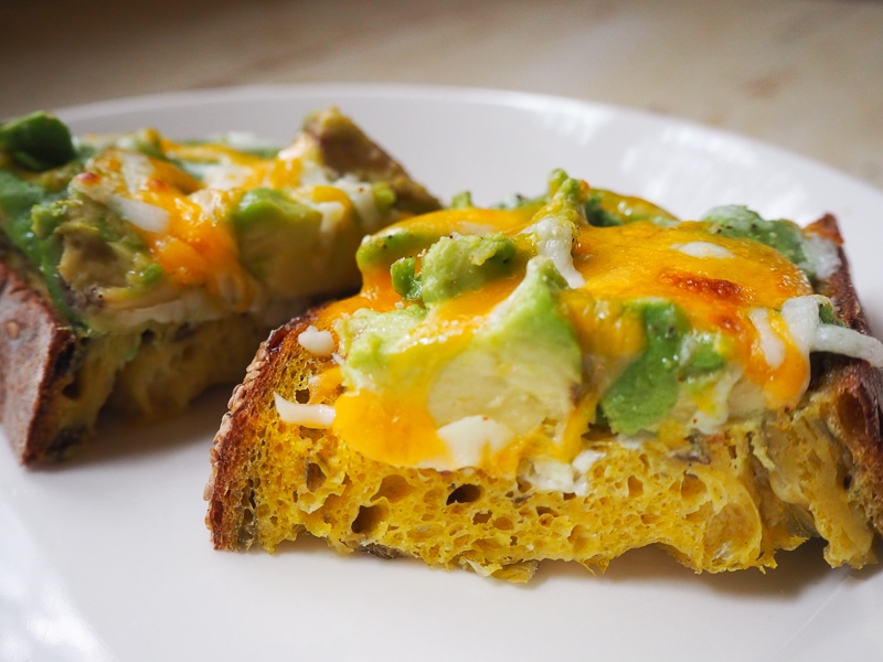 ターメリック入りのパンで