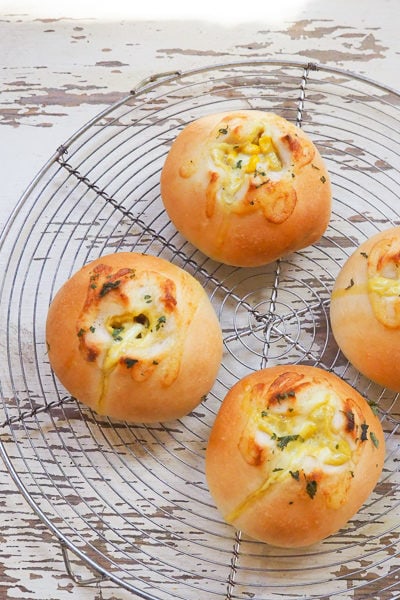 カレーツナコーンマヨパン