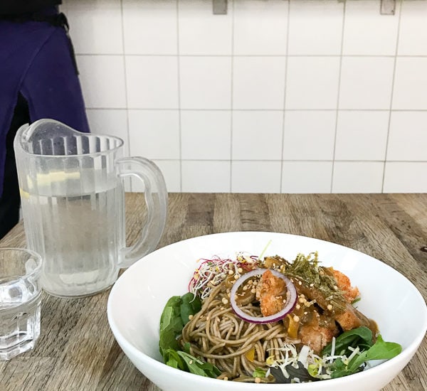 カツカレーそば！