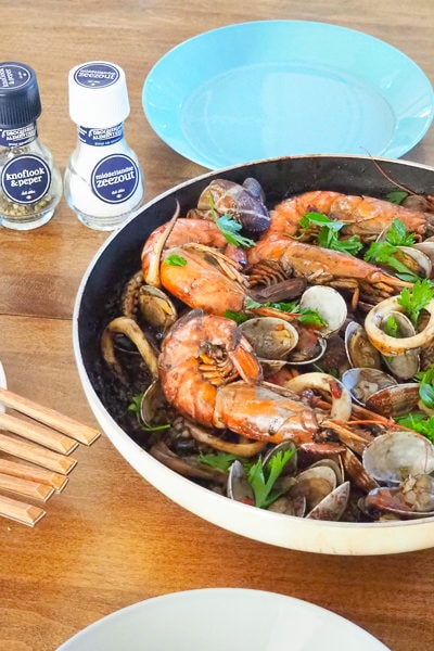 イカ墨パエリア