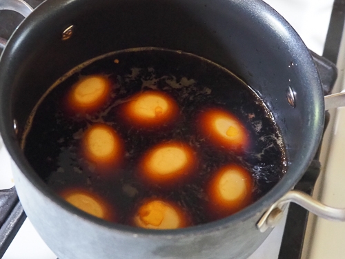 たまごを入れます