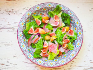 イチジクと生ハムのサラダ