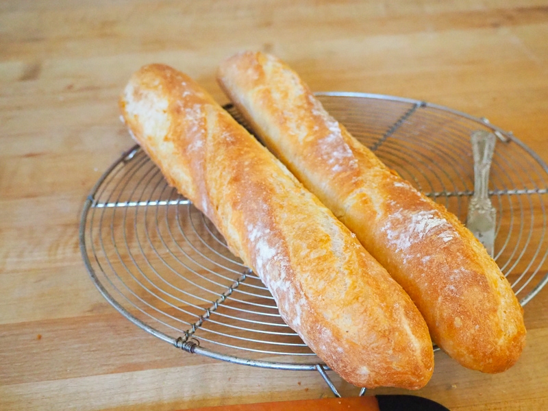 バゲット焼きました