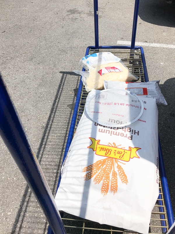 カートはホームセンターなみ