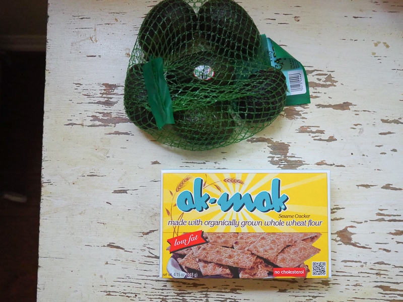 アボカド＆クラッカー