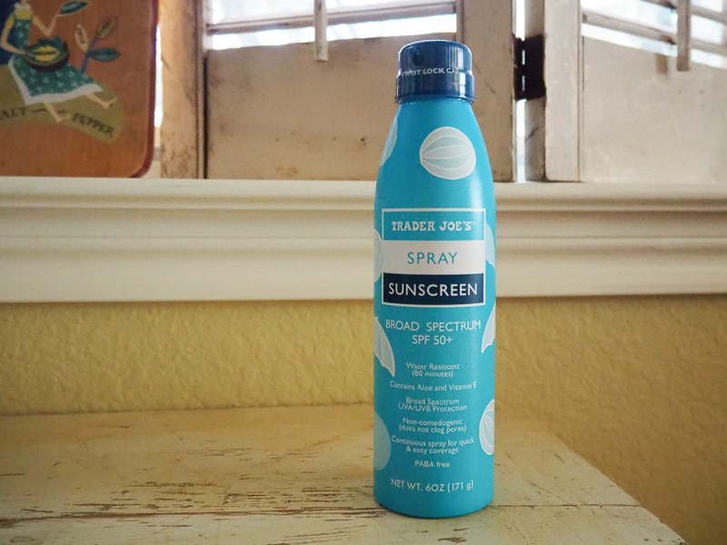 スプレータイプの日焼け止め