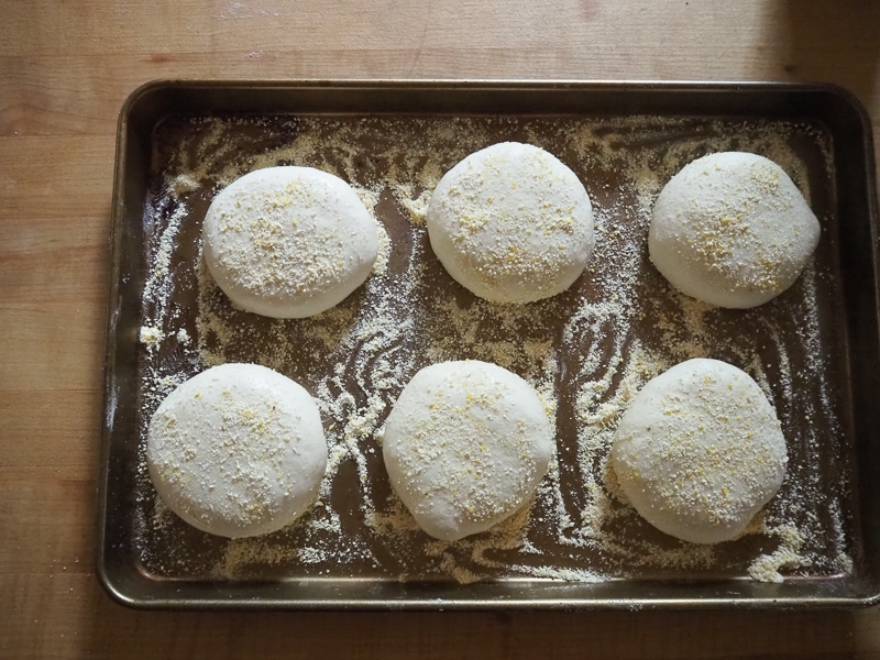 冷蔵庫で一晩寝かせる