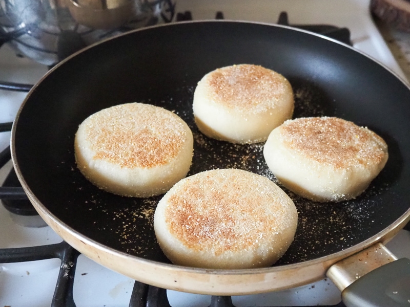 フライパンで焼いてから..