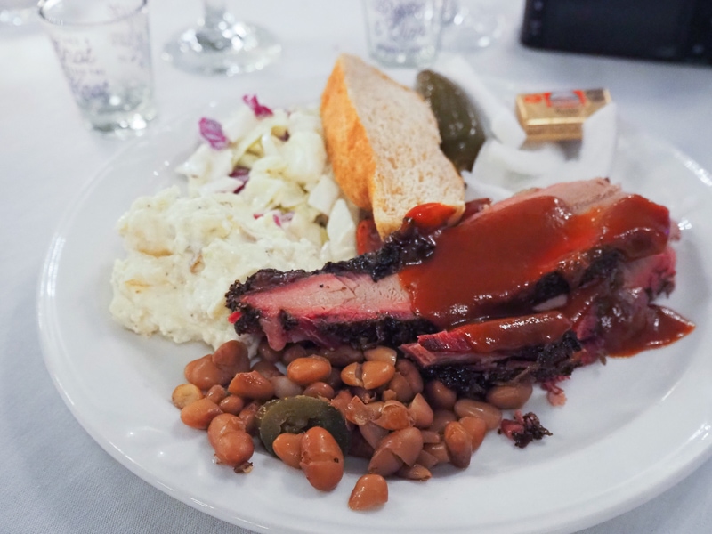 バーベキューディナー