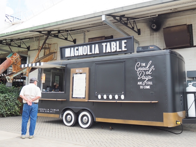 マグノリアのトラック