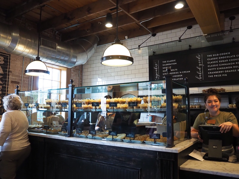 一日3500個売れるカップケーキ