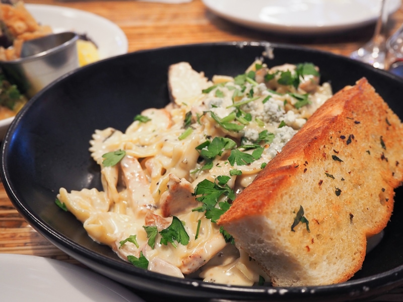 ファルファーレ