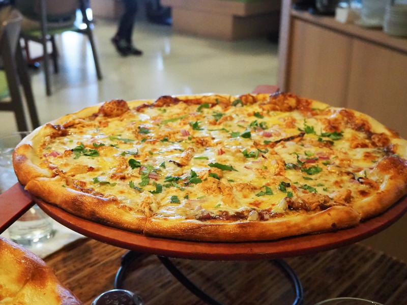 バーベキューチキンピザ