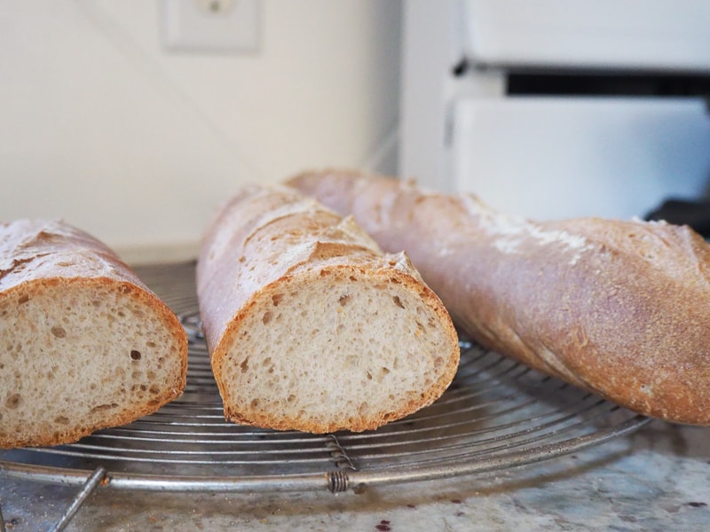 ライ麦入りバゲット２度目-クラム