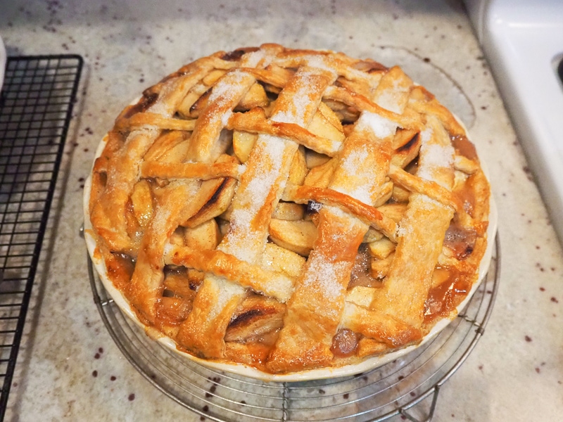 アップルパイ、焼けた♪