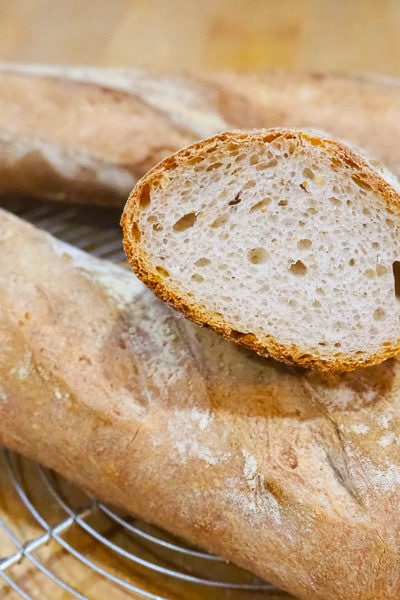 ライ麦入りバゲット３度目-クラム