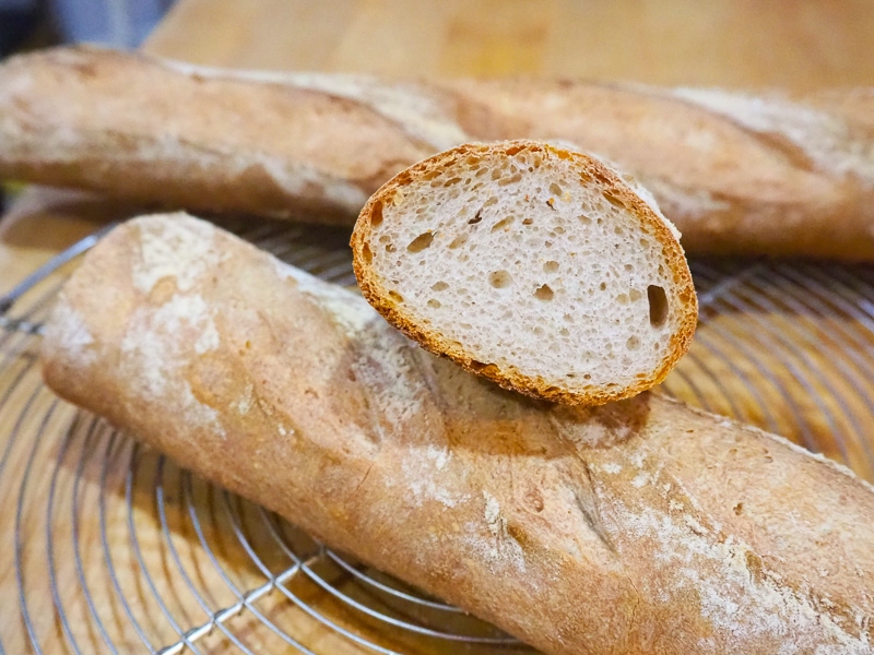 ライ麦入りバゲット３度目-クラム