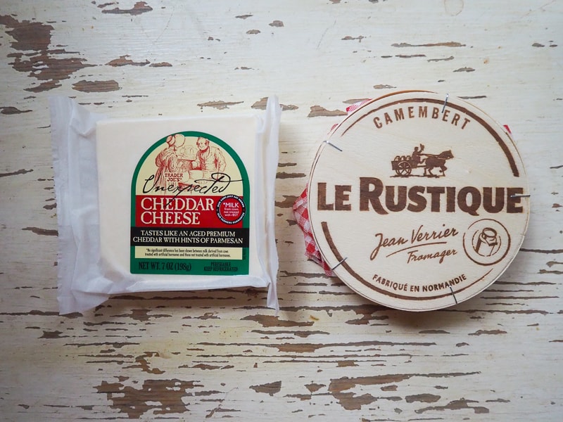 エイジドチェダーとカマンベール