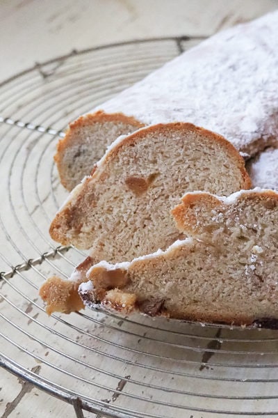 マジパンは練りこんでいま