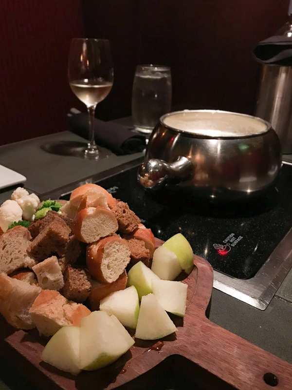 チーズフォンデュ