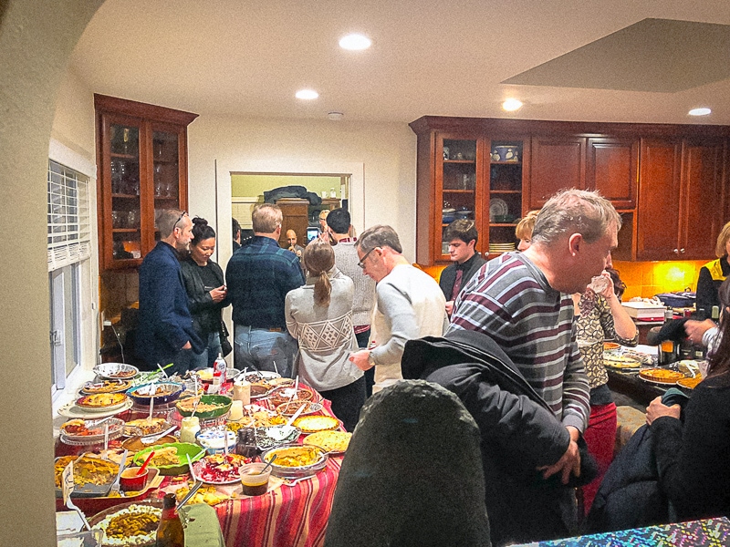 この奥でライブ