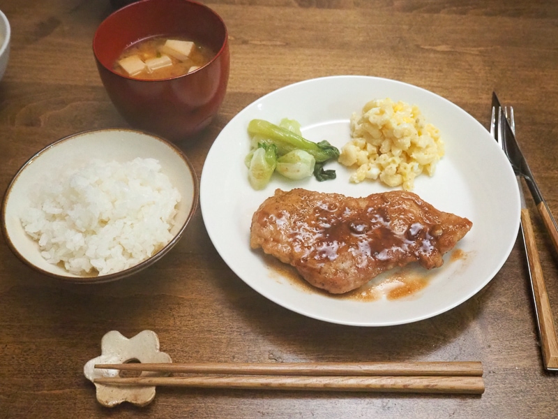 豚テキの献立